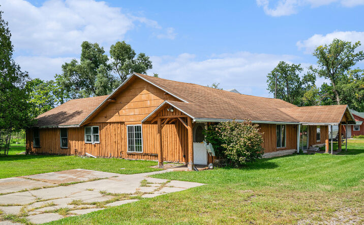 Pictures of Business for Sale, Retail, Office, Industrial property located at 54474 M 51 N, Dowagiac, MI 49047 for sales - image #1