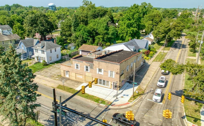 Pictures of Retail, Office property located at 1314 Lansing Avenue, Jackson, MI 49202 for sales - image #1