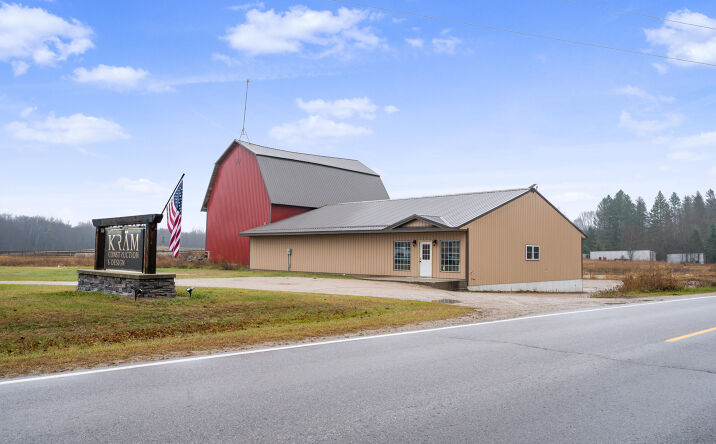 Pictures of Office property located at 11406 E 8th Street, Reed City, MI 49677 for sales - image #1