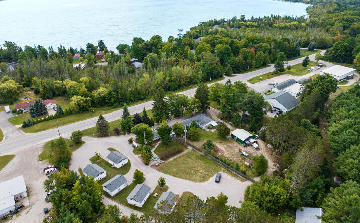 Pictures of Business for Sale property located at 4871 US Highway 31 N, Central Lake, MI 49622 for sales - image #1