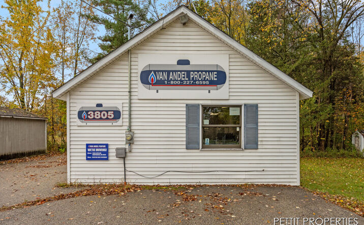 Pictures of Industrial, Office property located at 3805 S Ravenna Road, Ravenna, MI 49451 for sales - image #1