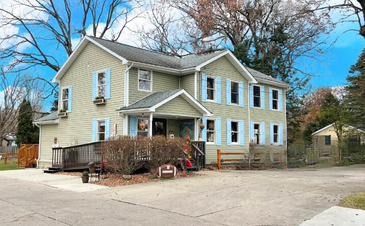 Pictures of Office, Retail property located at 2600 Kibby Road, Jackson, MI 49203 for sales - image #1