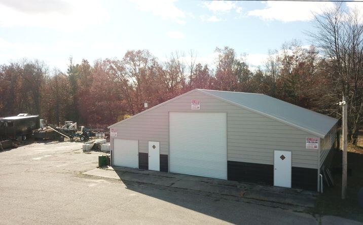 Pictures of Business for Sale, Office, Industrial property located at 20021 W Edgar Road, Howard City, MI 49329 for sales - image #1