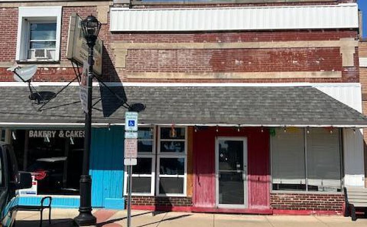 Pictures of Retail property located at 17 W Main Street, Grant, MI 49327 for sales - image #1