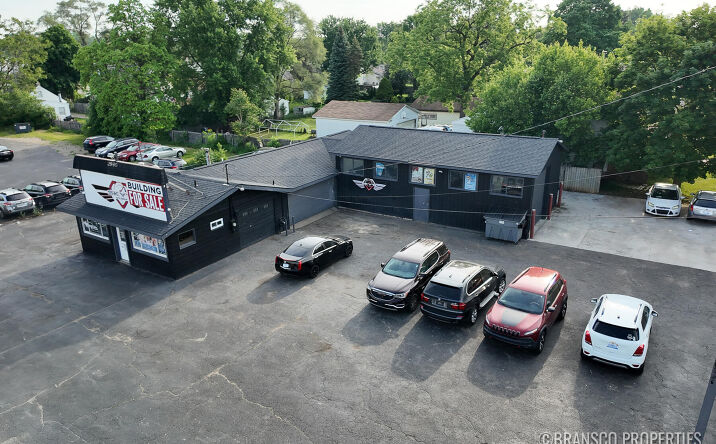 Pictures of Retail property located at 2960 Division Avenue S, Grand Rapids, MI 49548 for sales - image #1
