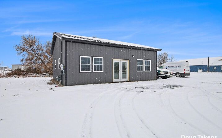 Pictures of Business for Sale, Office, Retail, Industrial property located at 7225 B Saddlebag Lake Road, Lake Odessa, MI 48849 for sales - image #1