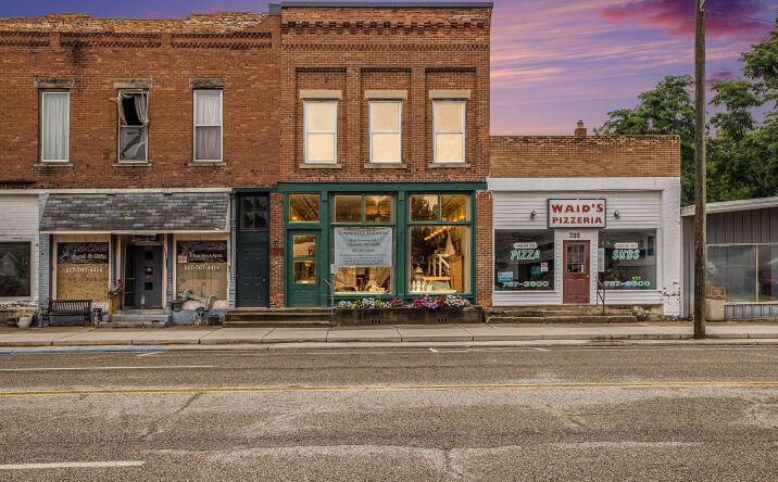 Pictures of Business for Sale, Office, Industrial, Retail property located at 207 N Main Street, Tekonsha, MI 49092 for sales - image #1