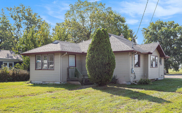Pictures of Office property located at 2963 W Dickman Road, Springfield, MI 49037 for sales - image #1