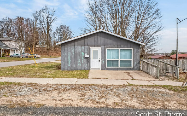 Pictures of Business for Sale, Office, Retail property located at 60 W 3rd Street, Shelby, MI 49455 for sales - image #1