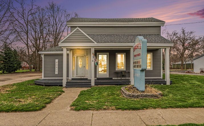 Pictures of Business for Sale, Office, Retail property located at 354 W Chicago Street, Coldwater, MI 49036 for sales - image #1