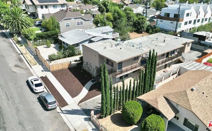 Pictures of Multifamily property located at 2677 Moss Avenue, Los Angeles, CA 90065 for sales - image #1