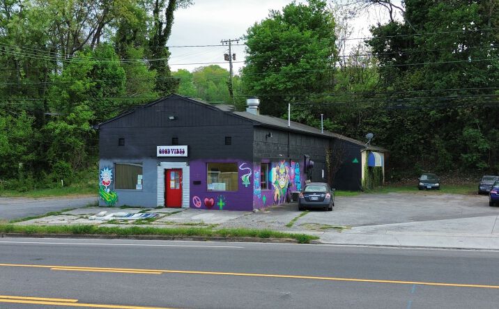 Pictures of Retail property located at 501 E Main St, Radford, VA 24141 for sales - image #1
