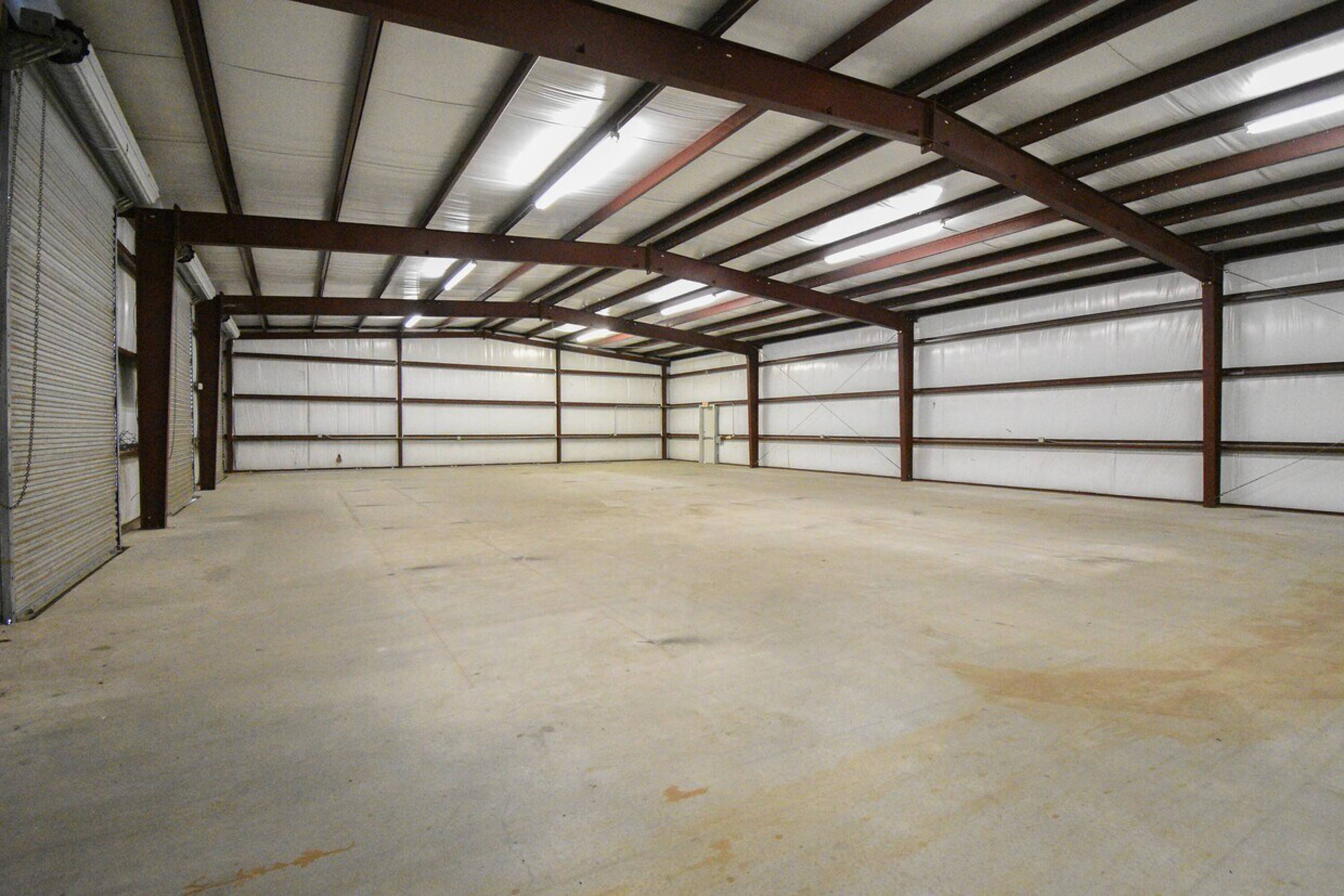 512 Hartman Rd, Victoria, TX 77905