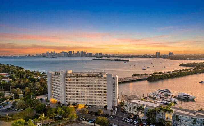 Pictures of Retail, Office property located at 7904 West Drive, North Bay Village, FL 33141 for sales - image #1