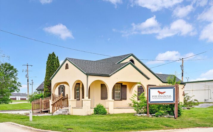 Pictures of Retail, Office property located at 103 S Delaware St, Nixa, MO 65714 for sales - image #1