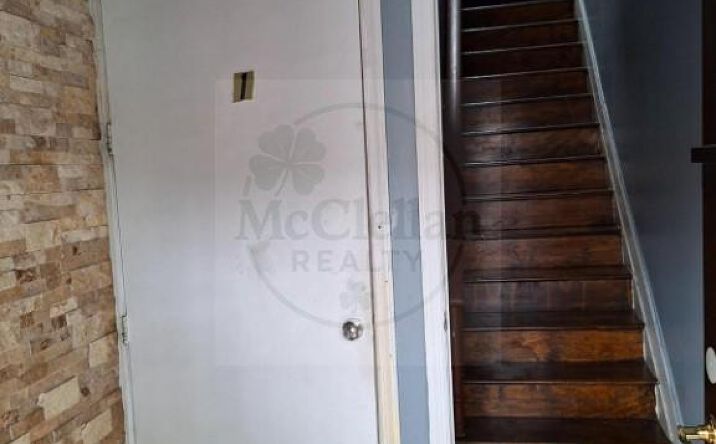 Pictures of Multifamily property located at for sales - image #1