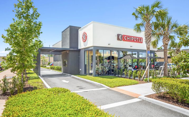 Pictures of Retail property located at 760 East Altamonte Drive, Altamonte Springs, FL 32701 for sales - image #1