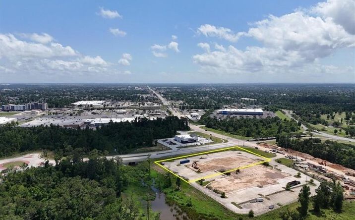 Pictures of Land property located at 2995 Lauberge Avenue, Lake Charles, LA 70605 for sales - image #1
