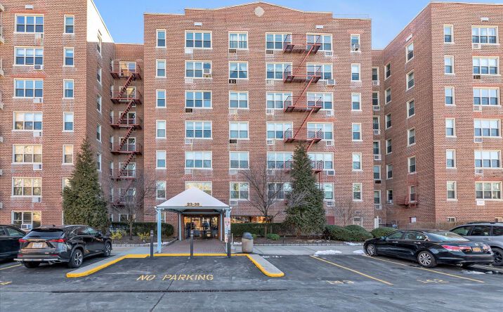 Pictures of Office property located at 23-35 Bell Boulevard LF, New York, NY 11360 for sales - image #1