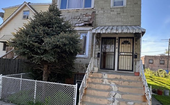 Pictures of Multifamily property located at 4818 S Princeton Avenue, Chicago, IL 60609 for sales - image #1