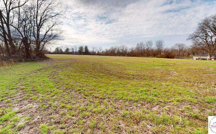 Pictures of Land property located at TBD E 21st, Sedalia, MO 65301 for sales - image #1