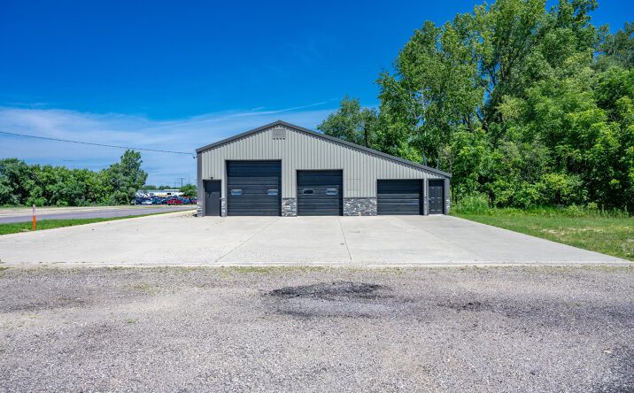 Pictures of Industrial, Retail property located at 190 Prospect, Mauston, WI 53948 for sales - image #1