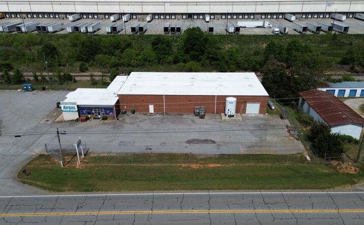Pictures of Retail, Office, Industrial property located at 4150 MAYSVILLE RD, COMMERCE, GA 30529-6803 for sales - image #1