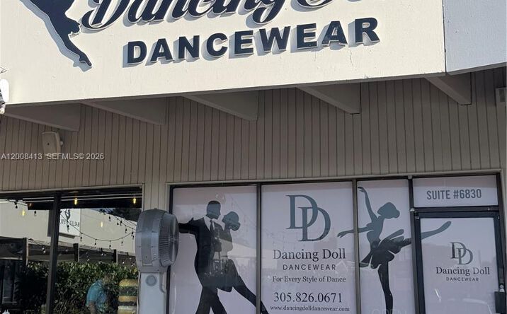 Pictures of Business for Sale, Retail, Office property located at 68 169 ST, Hialeah, FL 33015 for sales - image #1