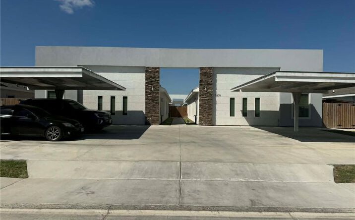 Pictures of Multifamily property located at 5800 Northwestern Avenue, McAllen, TX 78501 for sales - image #1