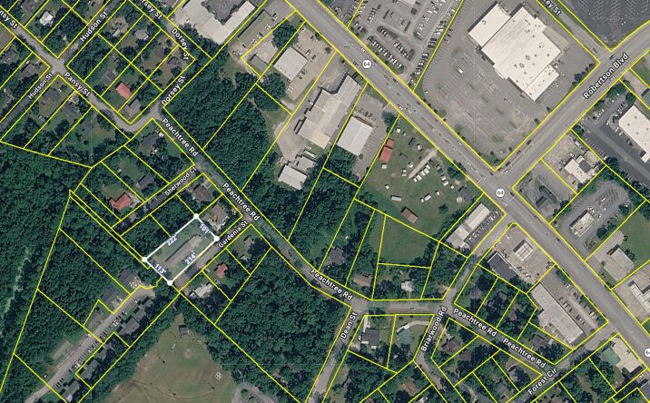 Pictures of Multifamily property located at 106 Gardenia Street, Walterboro, SC 29488 for sales - image #1