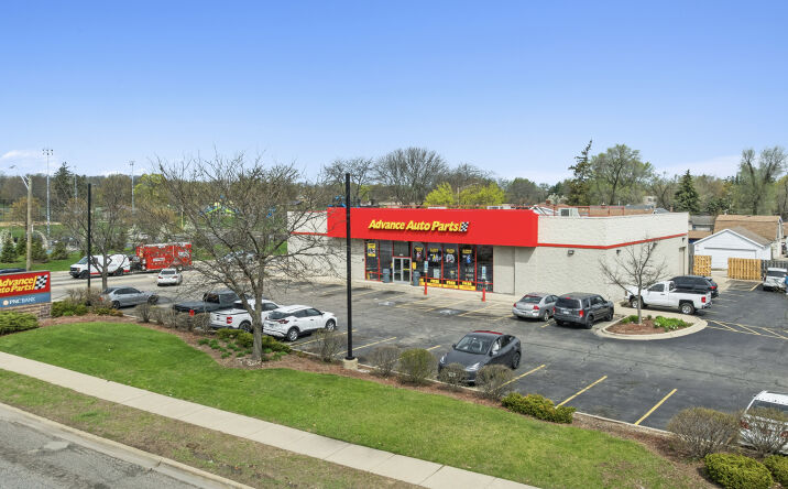 Pictures of Retail property located at 1820 Belvidere Road, Waukegan, IL 60085 for sales - image #1