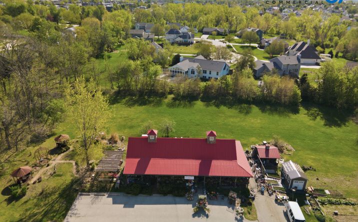 Pictures of Retail, Special Purpose, Land property located at 495 Miller Rd, Hiawatha, IA 52233 for sales - image #1