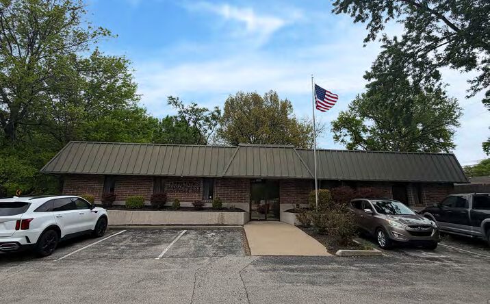 Pictures of Office property located at 5651 Broadmoor Street, Mission, KS 66202 for sales - image #1