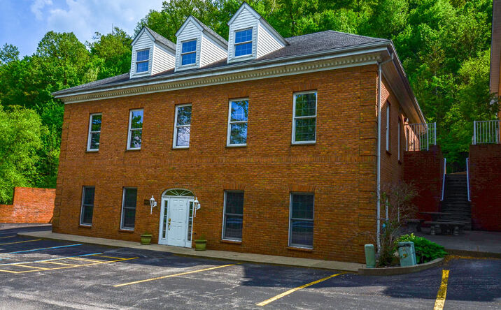 Pictures of Retail, Office property located at 1 Courtney Drive, Charleston, WV 25304 for sales - image #1