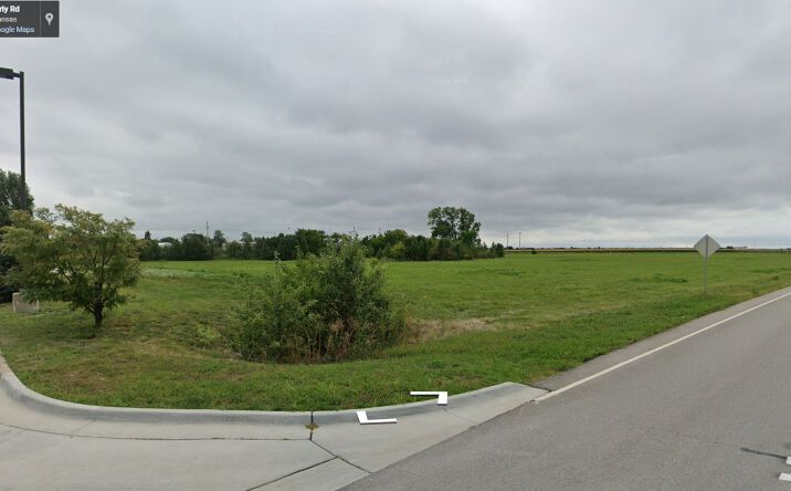 Pictures of Land property located at 17600 Waverly Road, Gardner, KS 66030 for sales - image #1