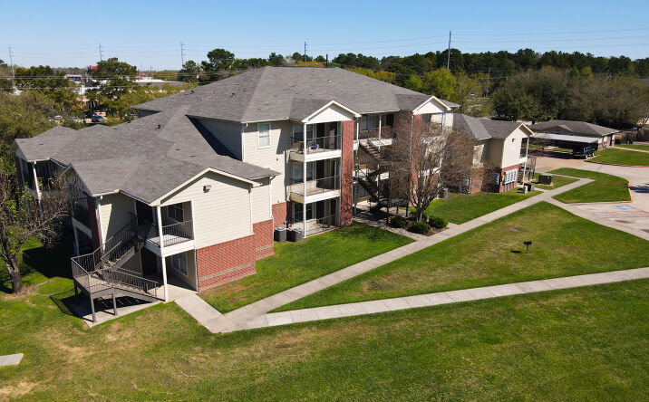 Pictures of Multifamily property located at 11111 West Montgomery Road, Houston, TX 77088 for sales - image #1