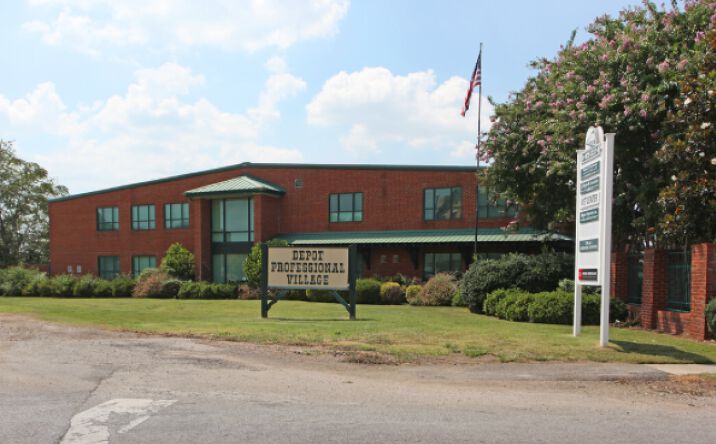 Pictures of Retail, Office, Mixed Use property located at 415 Church Street Northwest, Huntsville, AL 35801 for sales - image #1