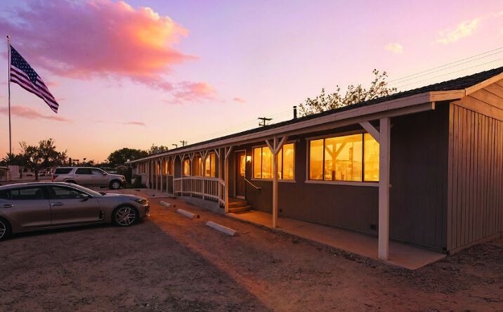 Pictures of Mixed Use, Office, Multifamily property located at 1000 C Street, Hawthorne, NV 89415 for sales - image #1