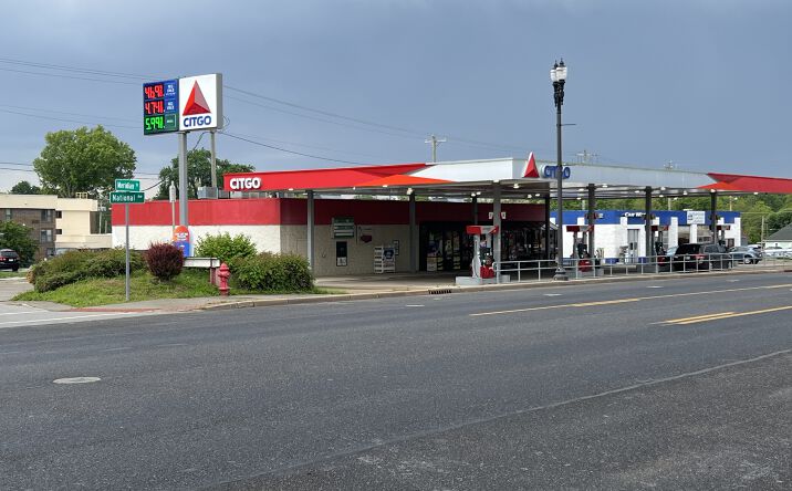 Pictures of Retail property located at 210 West National Avenue, Brazil, IN 47834 for sales - image #1