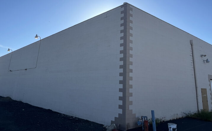 Pictures of Industrial property located at 206 N FIG ST, MOSES LAKE, WA 98837 for sales - image #1