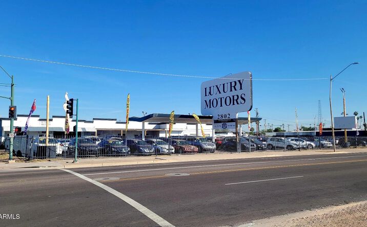 Pictures of Retail, Industrial property located at 2802 E Van Buren St, Phoenix, AZ 85008 for sales - image #1
