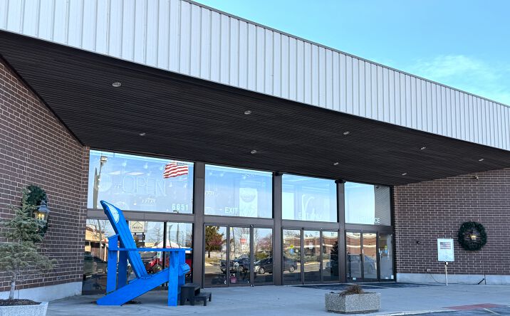 Pictures of Retail property located at 6663 East State Street, Rockford, IL 61108 for sales - image #1