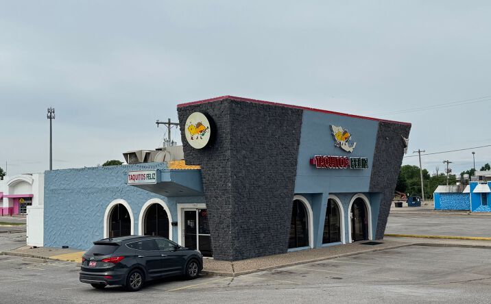 Pictures of Retail property located at 5920 NW 23rd St, Oklahoma City, OK 73127 for sales - image #1