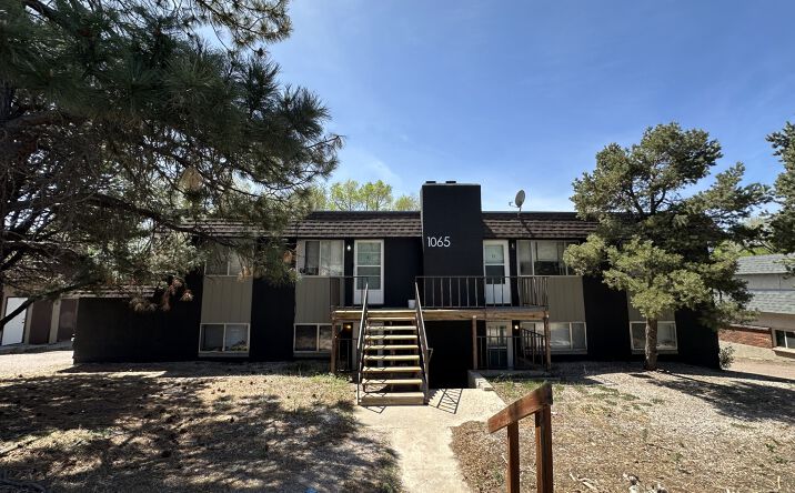 Pictures of Multifamily property located at 1065 MAGNOLIA ST, COLORADO SPRINGS, CO 80907 for sales - image #1
