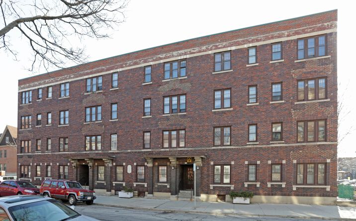 Pictures of Multifamily property located at 846-856 North 15th Street, Milwaukee, WI 53233 for sales - image #1