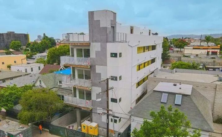 Pictures of Multifamily property located at 320 N Mountain View, Los Angeles, CA 90026 for sales - image #1