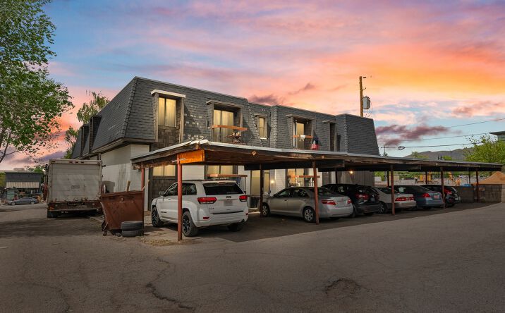 Pictures of Multifamily property located at 425 S 900 E, Salt Lake City, UT 84102 for sales - image #1