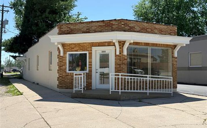 Pictures of Office property located at 222 E Ryder Street, Litchfield, IL 62056 for sales - image #1
