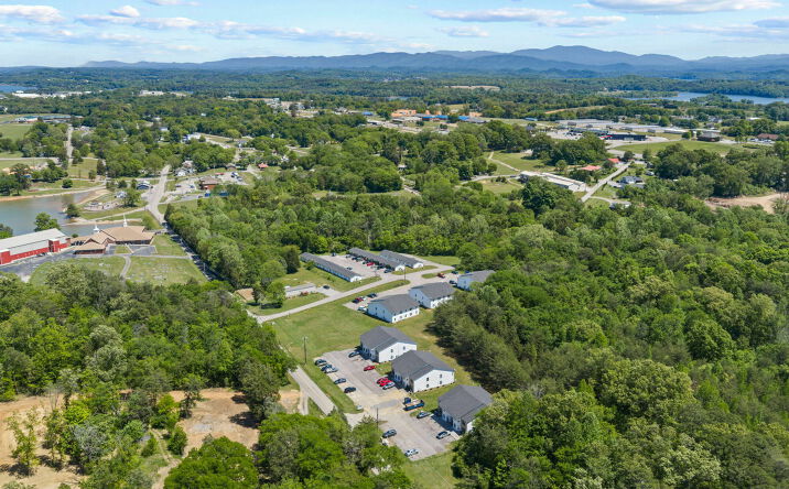 Pictures of Multifamily property located at 193 Ellis Street, Vonore, TN 37885 for sales - image #1