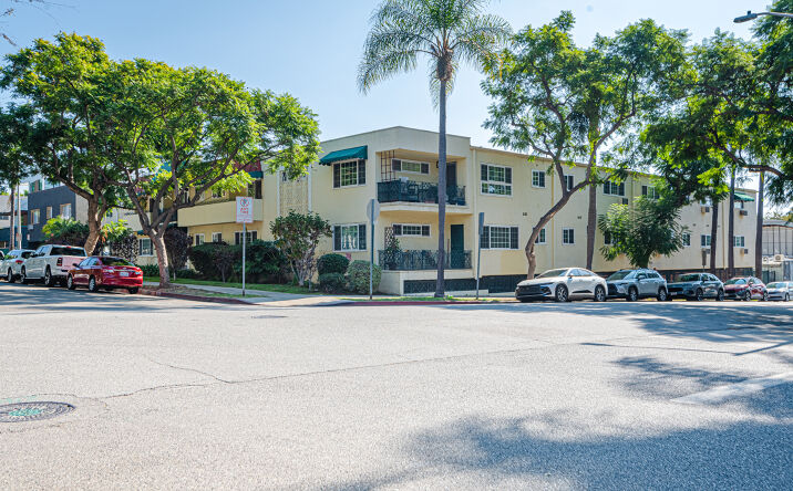 Pictures of Multifamily property located at 8130 Norton Avenue, West Hollywood, CA 90046 for sales - image #1